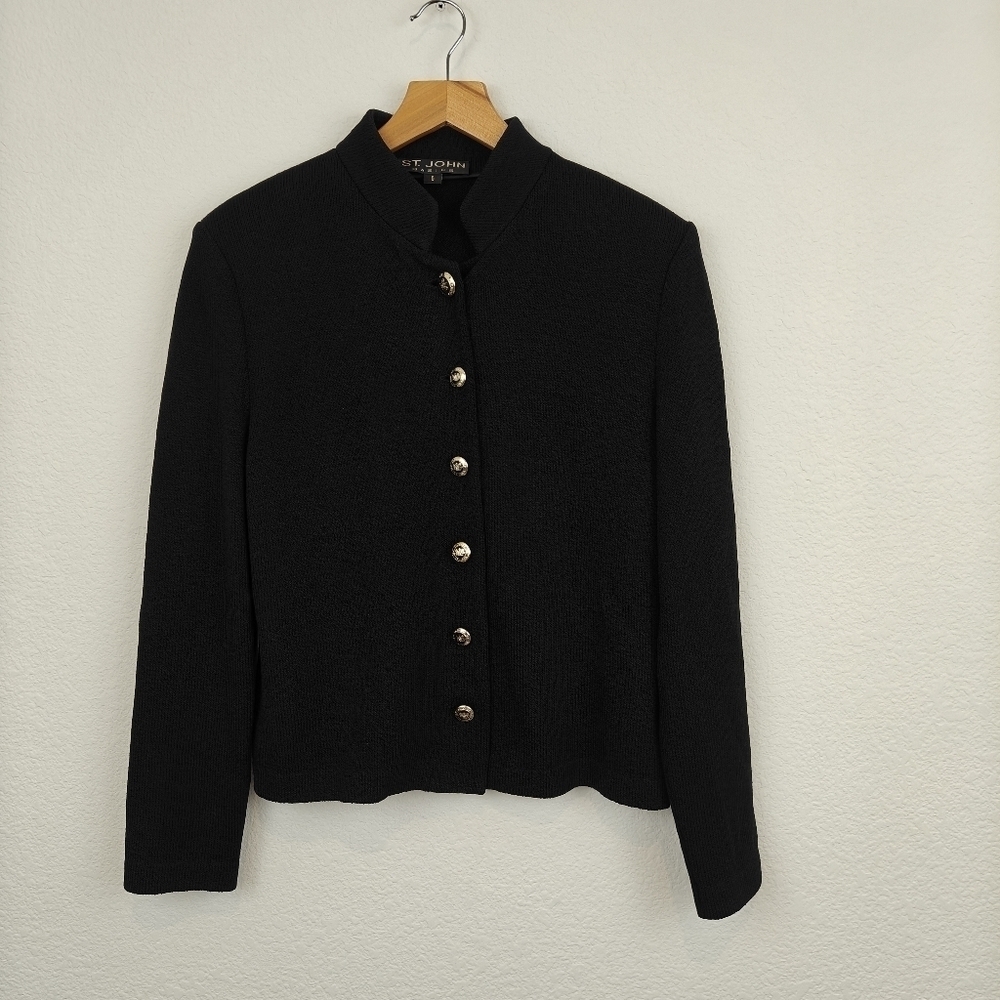 St. John Basics Mock Neck Button Up Padded Knit Cartigan Logo Buttons Size 6